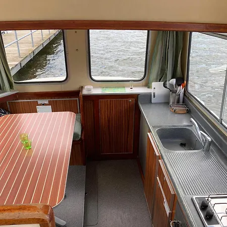 Hausboot Ocean I Lychen