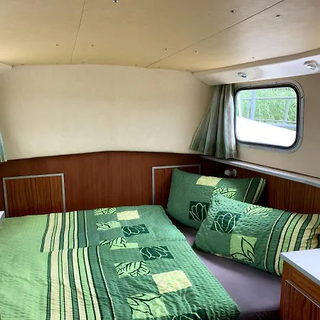 Hausboot Ocean I Bateau-hôtel *